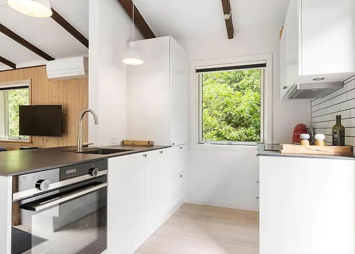 3703-nexo-turistvej-43-b Feriehus Neksø